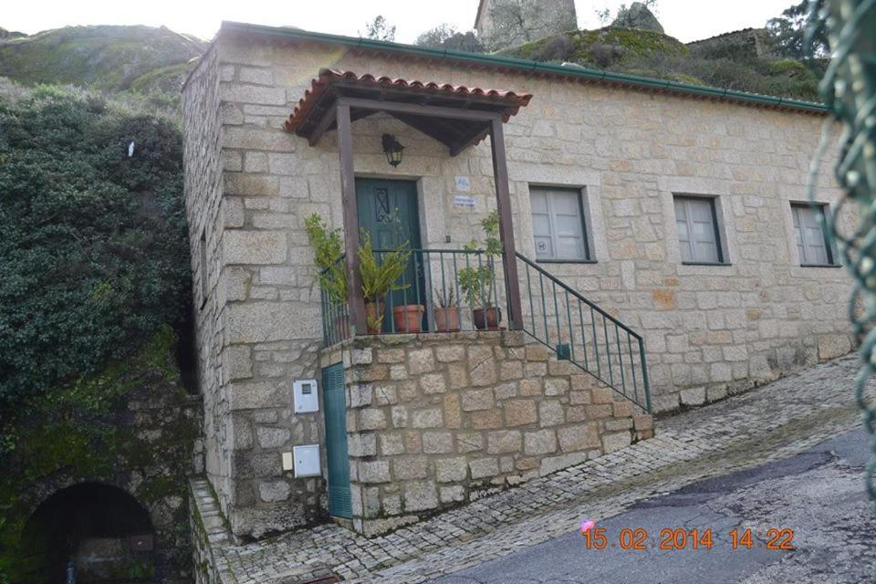 Casa Da Maria Bed & Breakfast Monsanto Luaran gambar