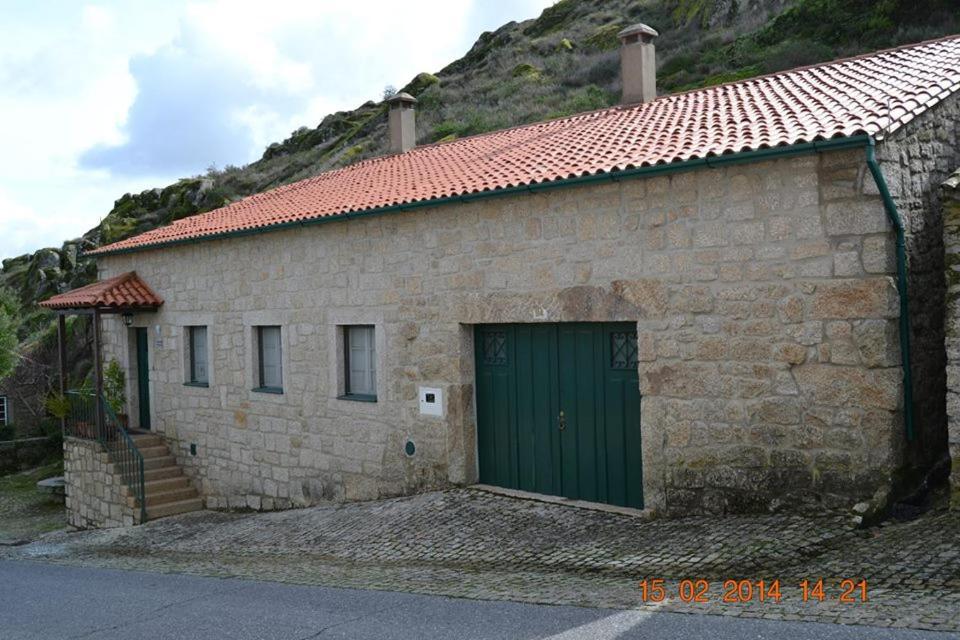 Casa Da Maria Bed & Breakfast Monsanto Luaran gambar